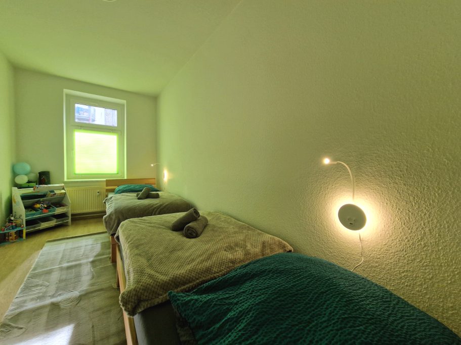 Schlafzimmer 3 HappySide Travel&Work 1