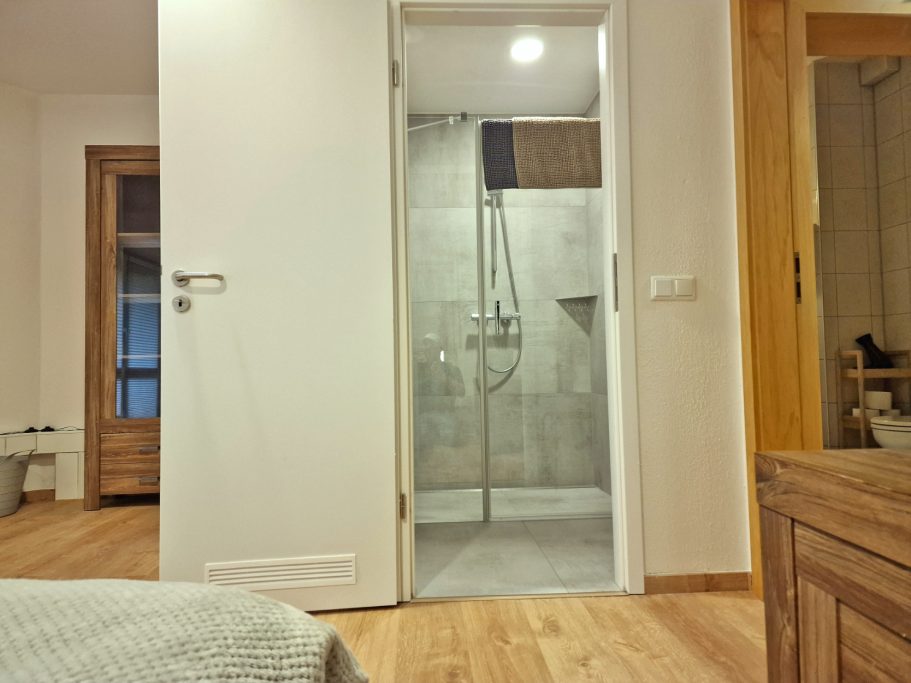 Schlafzimmer Kariloft 2