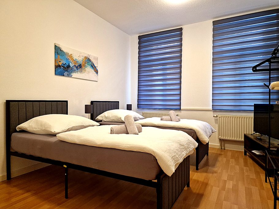 Schlafzimmer 2 Travel & Work 4